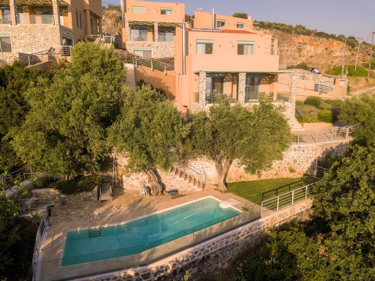 Ouzo Panoramic Houses 2, With Private Pool Plomari Rum bild